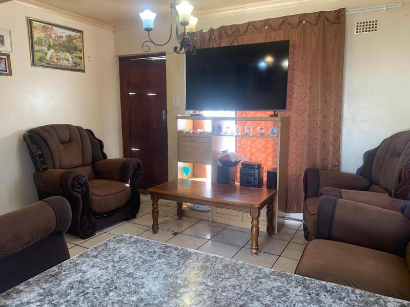 3 Bedroom Property for Sale in Silwood Heights Western Cape